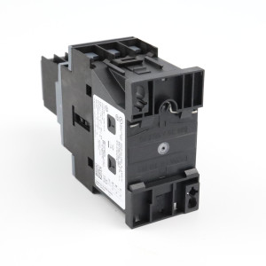 Siemens Leistungsschütz 3RT2027-1AP04 OVP