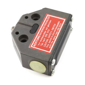 Balluff Positionsschalter BNS 113-FR60-183 NOV