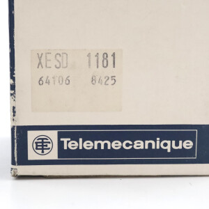 Telemecanique Hilfsschalter XESD1181 OVP