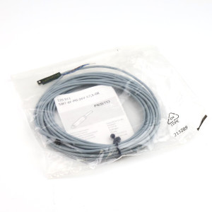 Festo Näherungsschalter SMT-8F-PO-24V-K7,5-OE 525911 OVP