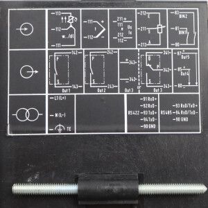 JUMO dTRON 08.1 Mikroprozessregler 703031/10-001-000-00-000-01/000 GEB