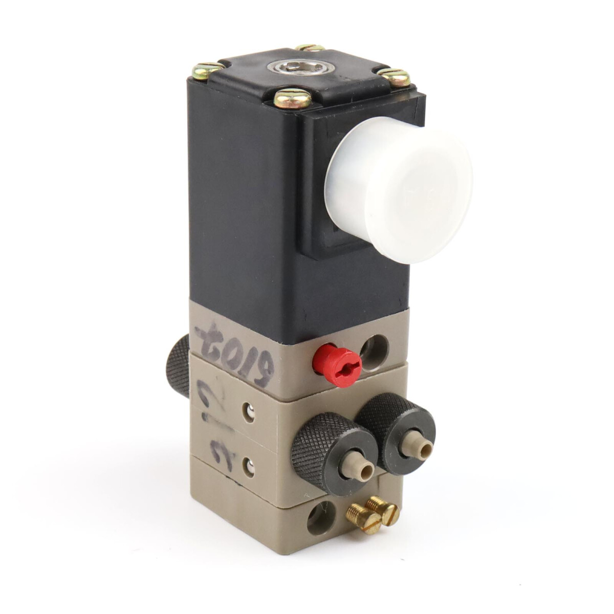 bürkert 4/2-Wege-Magnetventil 0420-G-3,0-NBR-PA-D6/4 04