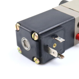 bürkert 4/2-Wege-Magnetventil 0420-G-3,0-NBR-PA-D6/4 045891Q 42V GEB