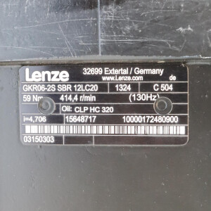 Lenze Kegelradgetriebemotor GKR06-2S SBR 12LC20 15648717 i=4,706 NOV