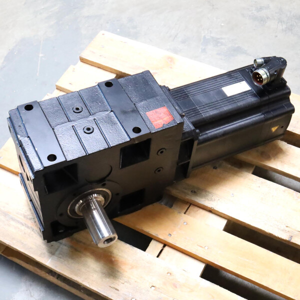 Lenze Kegelstirnradgetriebemotor GKS07-3S VBR 19PC30 15630117  i=5,955 NOV