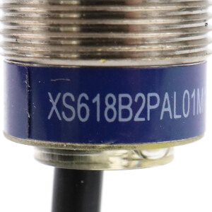 Telemecanique Induktiver Näherungsschalter XS618B2PAL01M12 014797 OVP