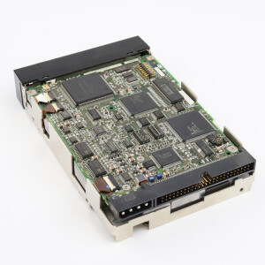 Fujitsu internes MO-Laufwerk M2513A6U#N CAO1338-B630 GEB