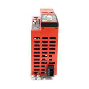 SEW EURODRIVE Frequenzumrichter MC07B0008-5A3-4-00/FSC11B/DFP21B GEB