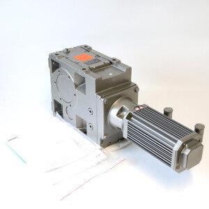 Lenze Kegelstirnradgetriebemotor GKS06-3SVBR-056N23 15906068 i=161,029 NOV