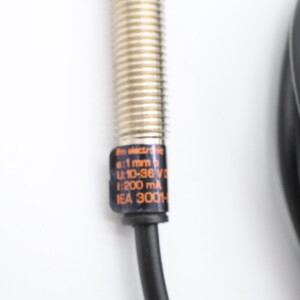 ifm efector induktiver Sensor IE5121 IEA3001-BPOG NOV