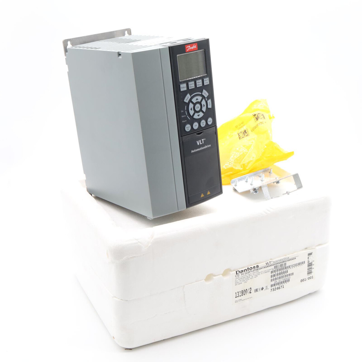 Danfoss Frequenzumrichter FC-302P7K5T5E20H1XGXXXXSXXXXAXBXCX