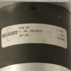 NEUGART Getriebe PLE60 F-Nr.2002914 + Servomotor T2-0040-45-320/T0PR NOV