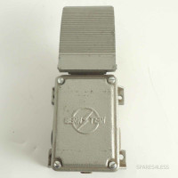 BERNSTEIN Fußschalter F1-U2 071 16A/500V NOV